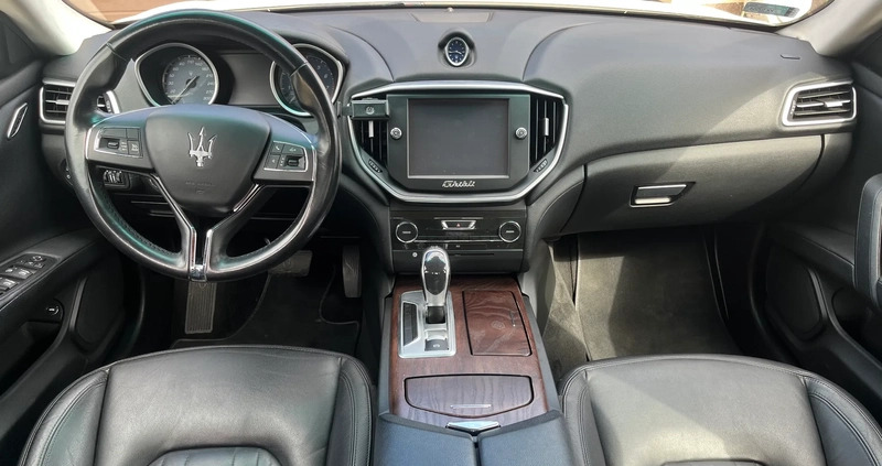 Maserati Ghibli cena 105000 przebieg: 94750, rok produkcji 2015 z Kraków małe 92